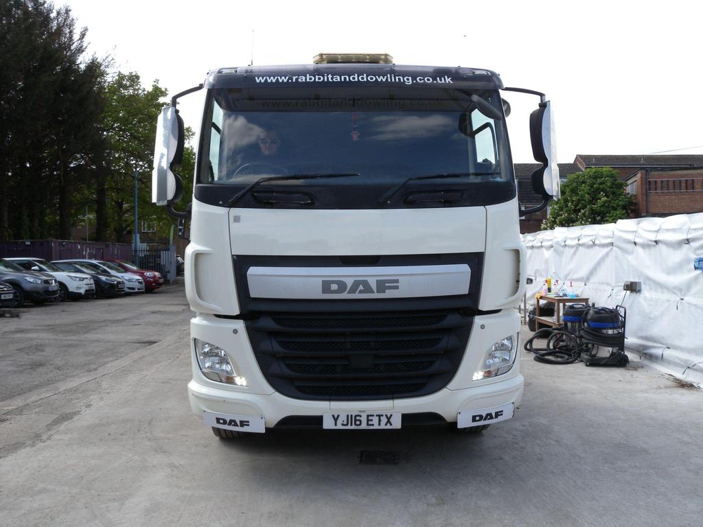 DAF CF 400 8x2 Tractor Unit – 2016